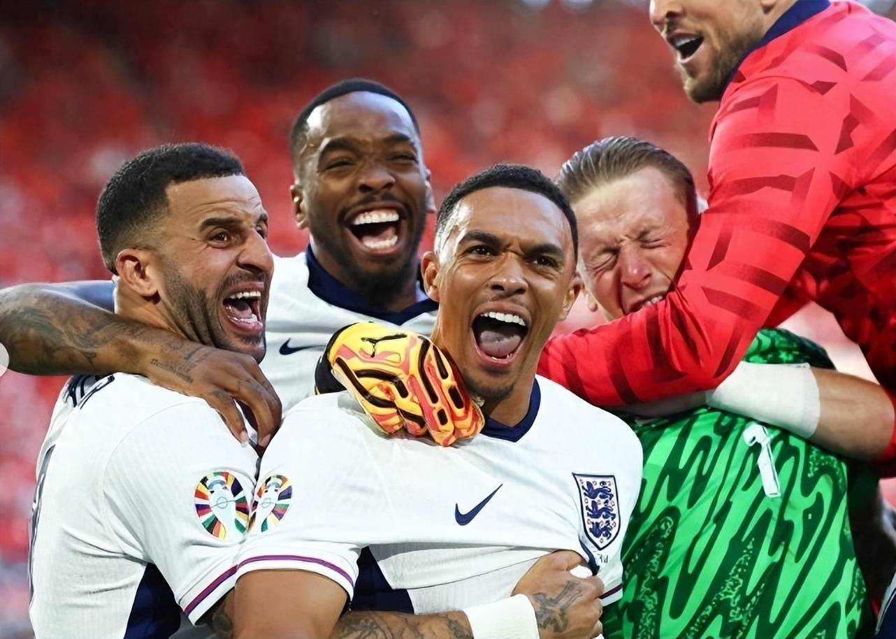 英格兰队主力受伤无缘继续出场