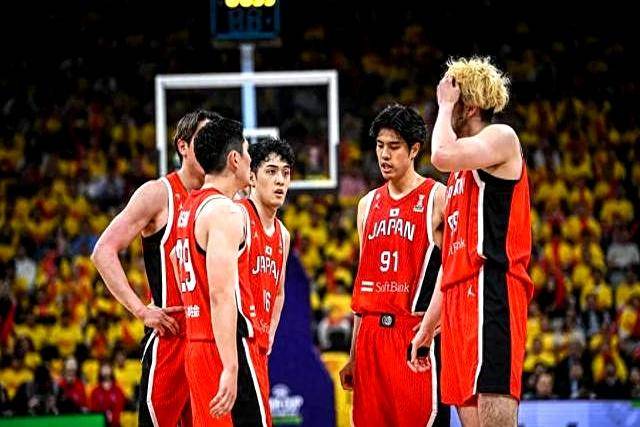 约翰拜克主场取得宝贵三分，实现跃居积分榜的简单介绍