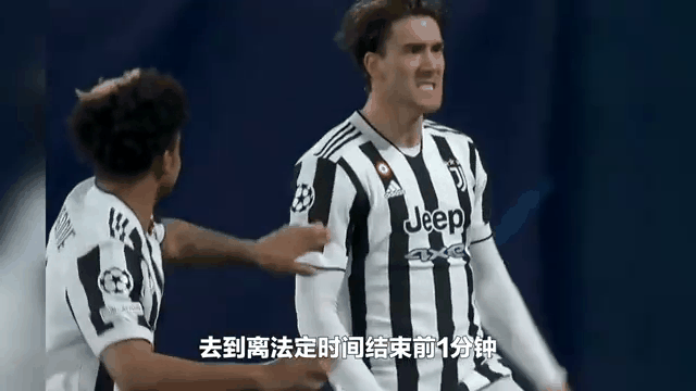 包含那不勒斯大胜，延续联赛领先优势的词条