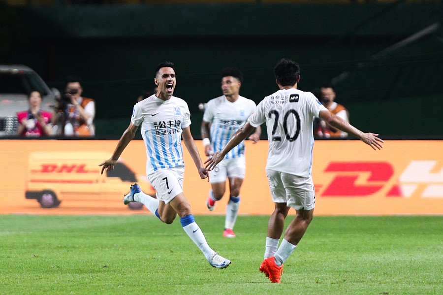 北京人和主场战平广州富力，积分稳定