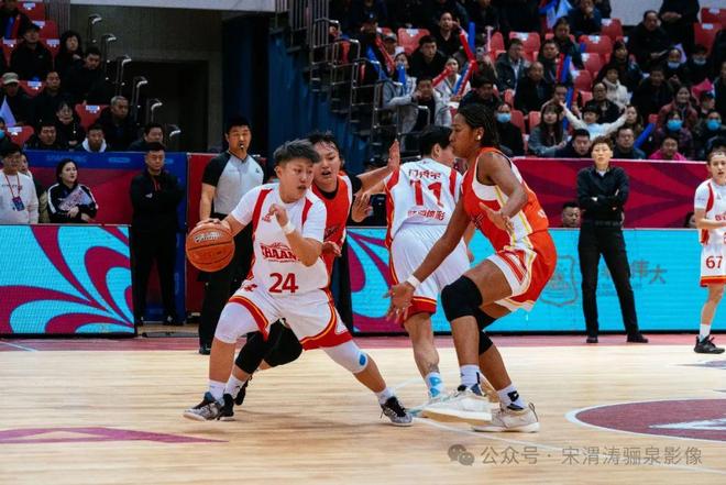 陕西队在比赛中展现了强大的团队合作