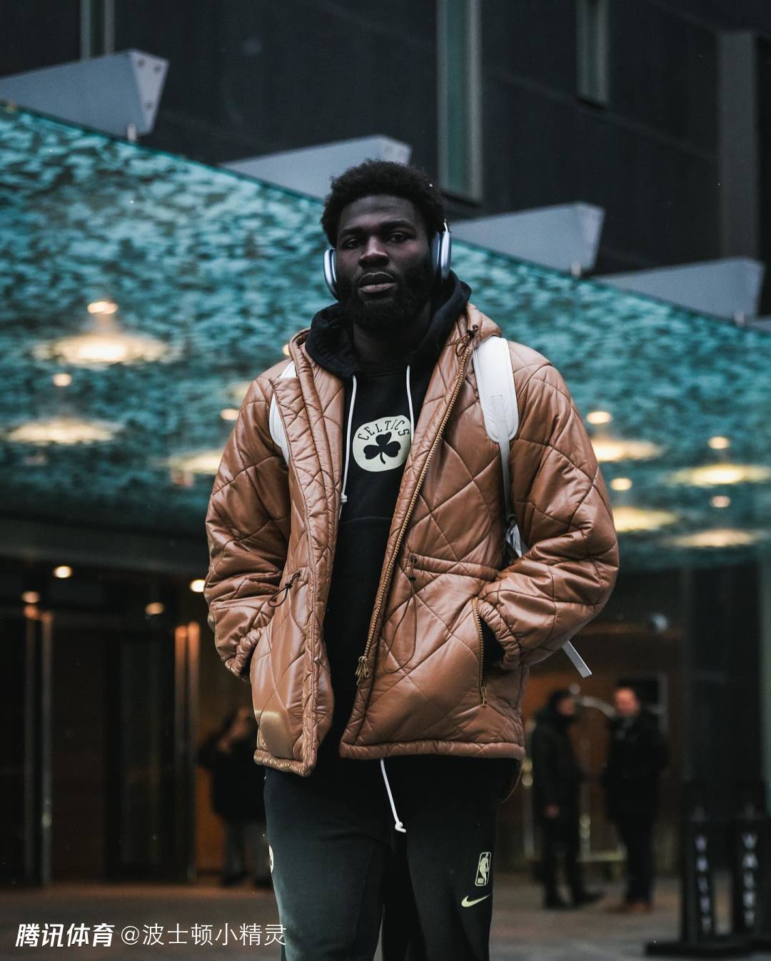 猛龙战胜凯尔特人，领跑东部